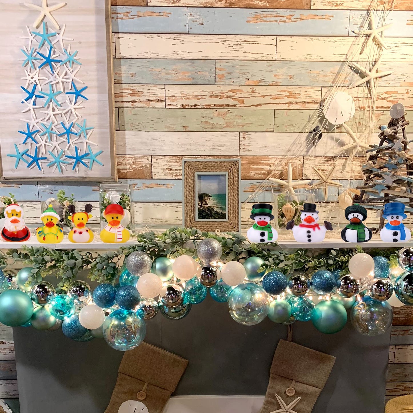 11Pcs Christmas Rubber Ducks, Bath Rubber Ducky Toys Cute Assorted Holiday Rubber Ducks For Christmas Holiday Celebrations Party