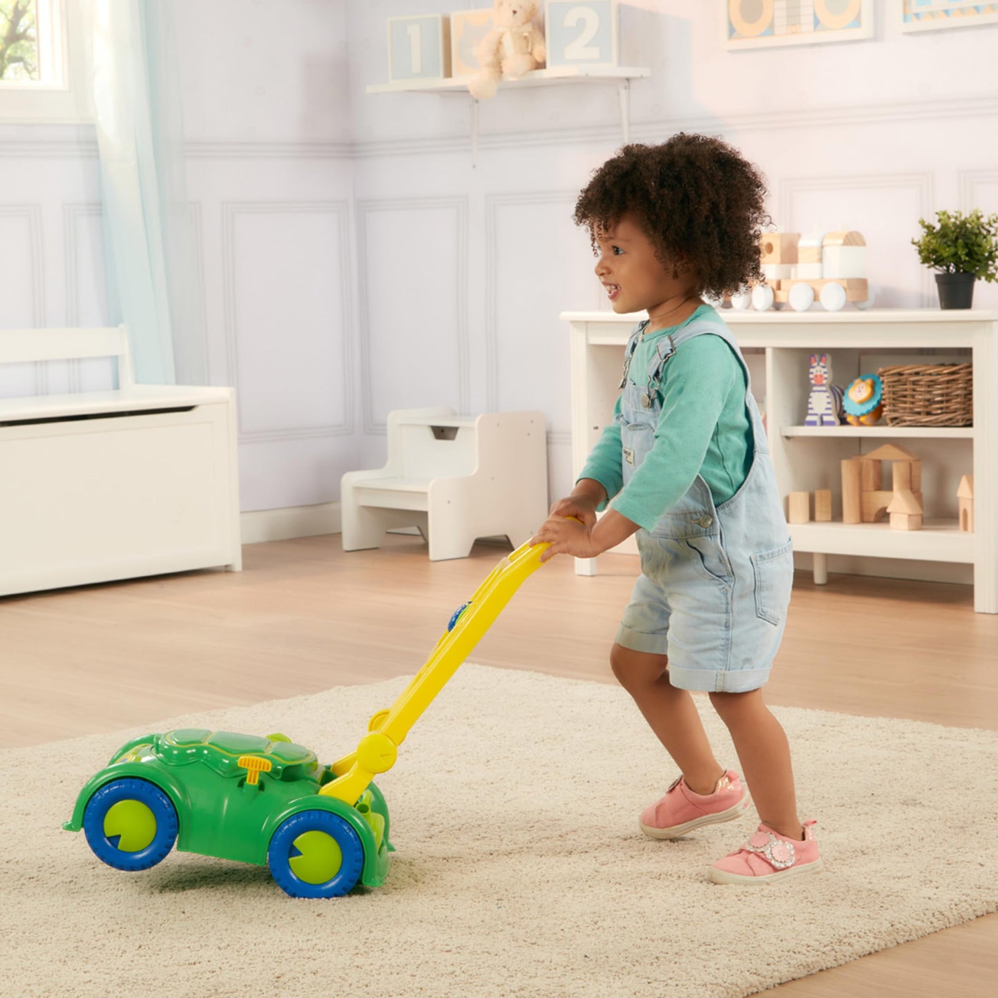 Melissa & Doug Sunny Patch Snappy Turtle Lawn Mower - Pretend Play Toy For Kids - Turtle-Themed Pretend Kids Lawn Mower Developmental Push Toy For Toddlers