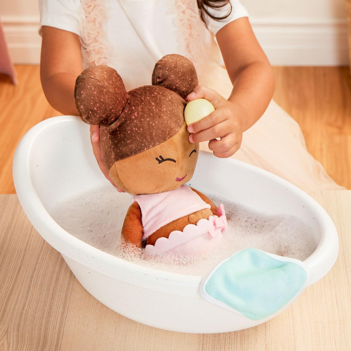 LullaBaby - Bath Set - Tub Toys - Baby Doll Accessories - Real Water Play - Kids Ages 2 Years Old & Up - Baby Doll Bathtub
