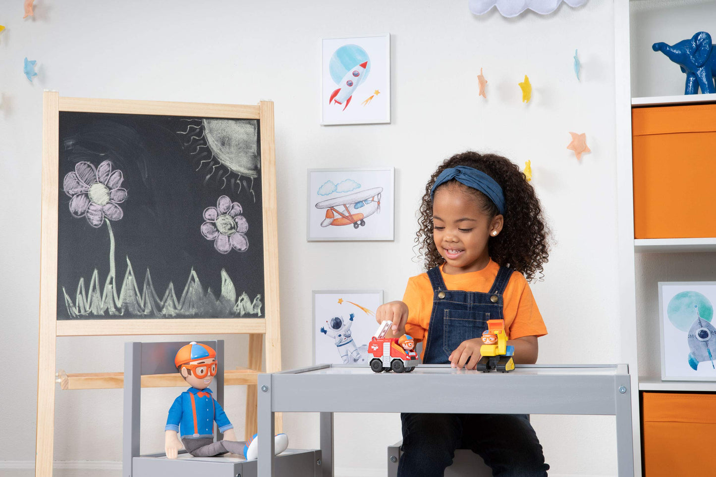 Blippi Mini Vehicle 2-Pack Bundle - Features Ice Cream Truck and Race Car, Each with a Toy Figure Seated Inside - Educational Ve