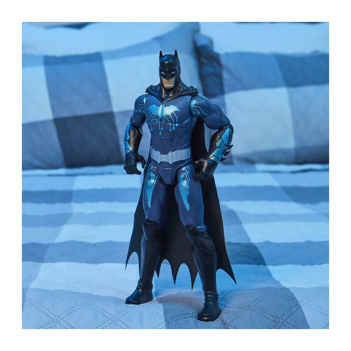 DC Comics Batman 12-inch Bat-Tech Batman Action Figure (Black/Blue Suit), Kids Toys for Boys Aged 3 and up