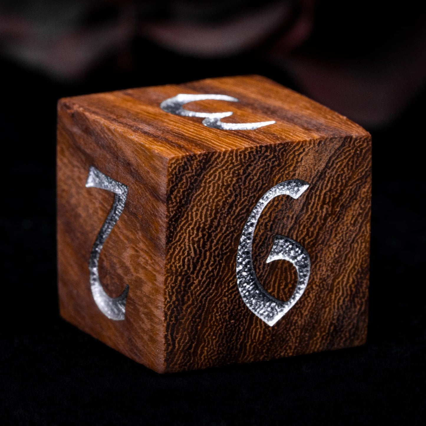 HDdais 7PCS Wooden DND Dice Set, Red Sandalwood D&D Dice with Metal Box for Role Playing Games, d and d Gifts