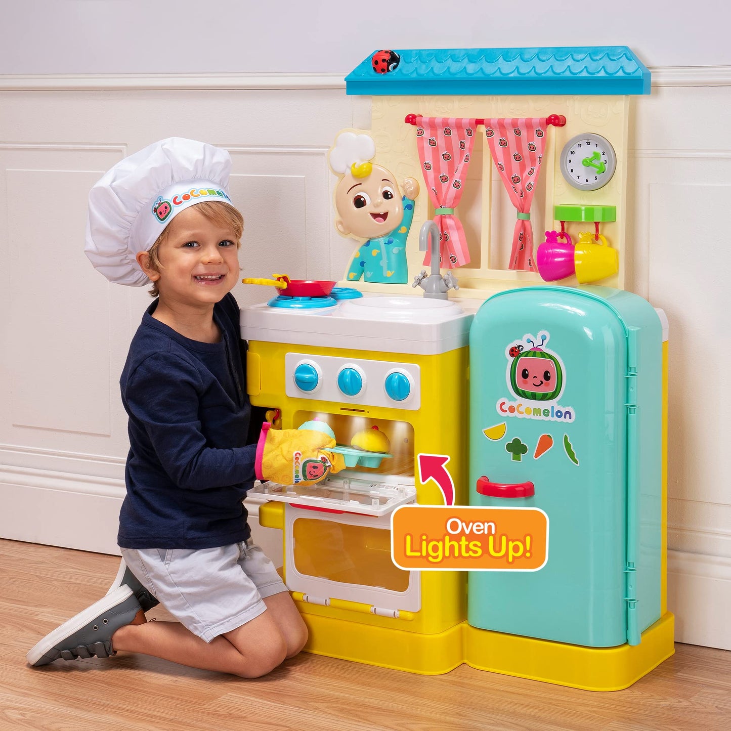 Cocomelon Deluxe Feature Roleplay, Little Kitchen - Includes Interactive Kitchen Accessories - Toys For Kids And Preschoolers