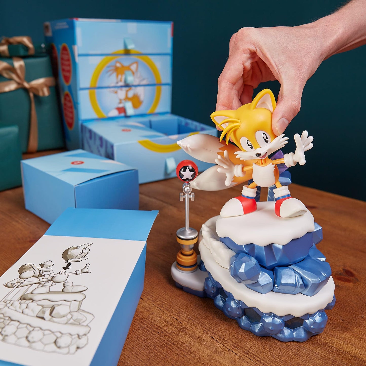 CC Countdown Characters Sonic the Hedgehog Tails Collectible Figure - Buildable Advent Calendar - PVC - Model NS3524 - Official SEGA Merchandise