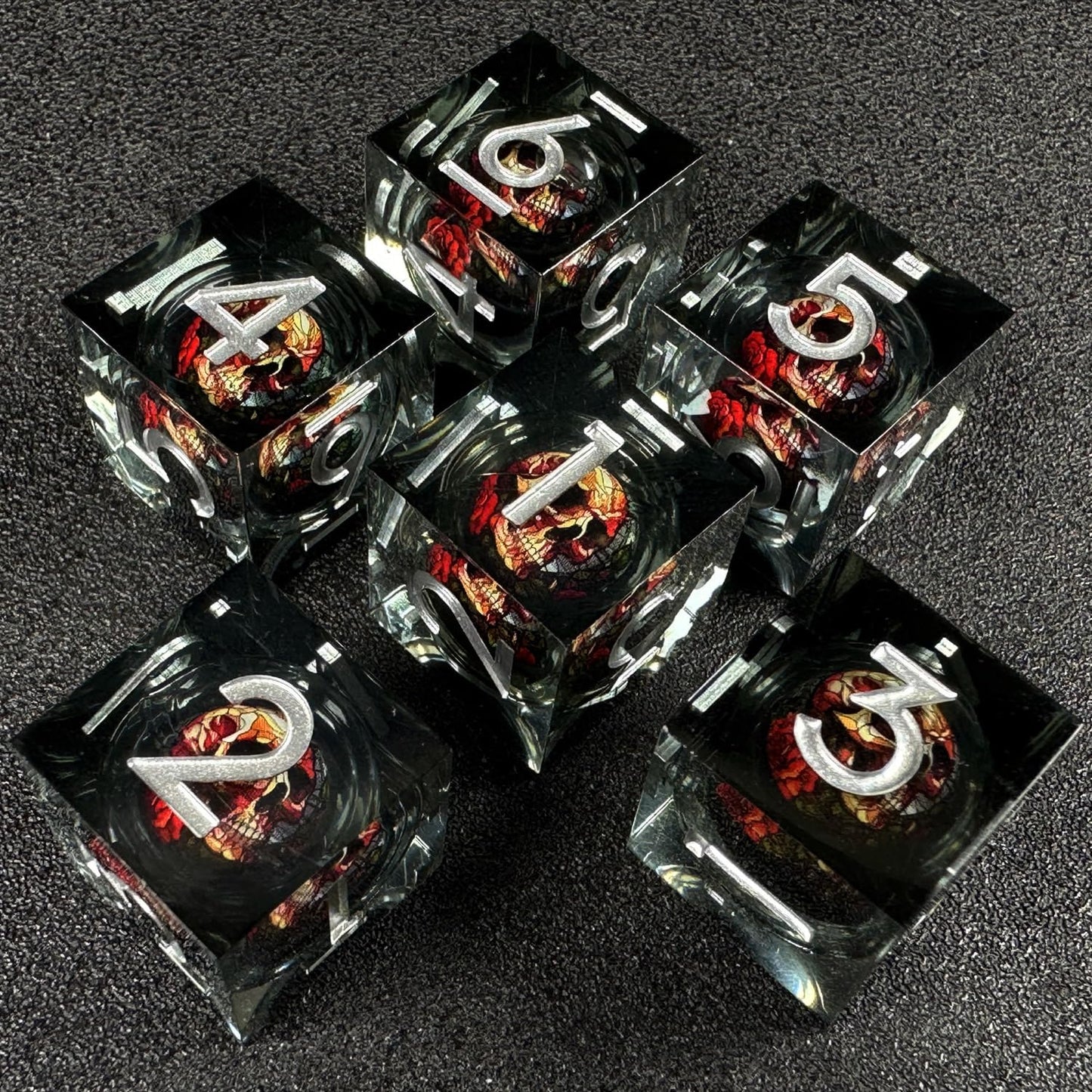 HAOMEJA Skull D6 Resin Dice Set 6-PCS DND Hexahedron Dice 18mm Role Playing Dice Set Apply to Board Games Dice RPG MTG D&D Dice