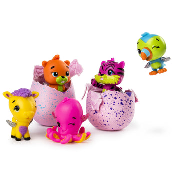 Hatchimals Colleggtibles Season 2 - 4-Pack + Bonus (Styles & Colors May Vary)