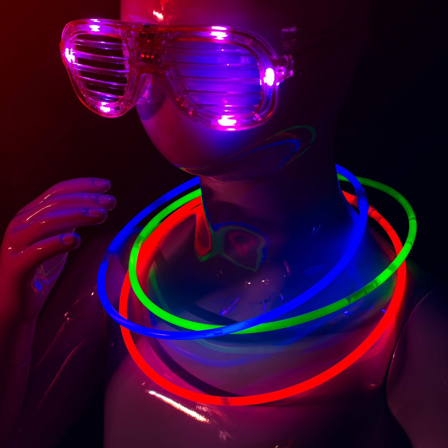Crown 100 Count 22 inch. Glow Necklaces - Long Lasting Glow Light Sick Neon Necklaces for Parties and July 4th