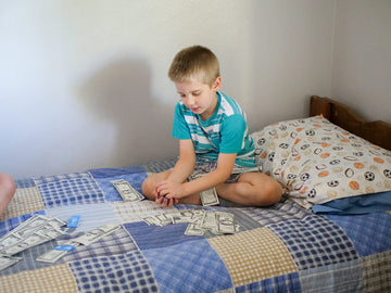 The Learning Journey: Kids Bank Play Money Set - Play Money for Kids - Over $5000 in Realistic Play Money to Build Kids Counting
