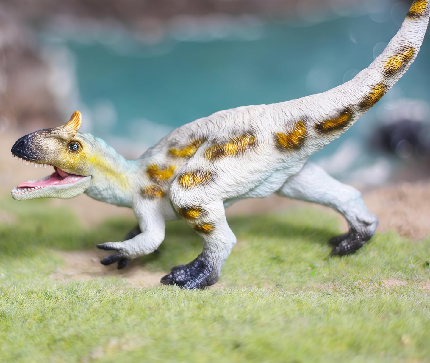 Gemini&Genius Cryolophosaurus Dinosaur Toy Figure, Moveable Jaw, Realistic Plastic, T5009, Perfect for Kids and Dino Lovers