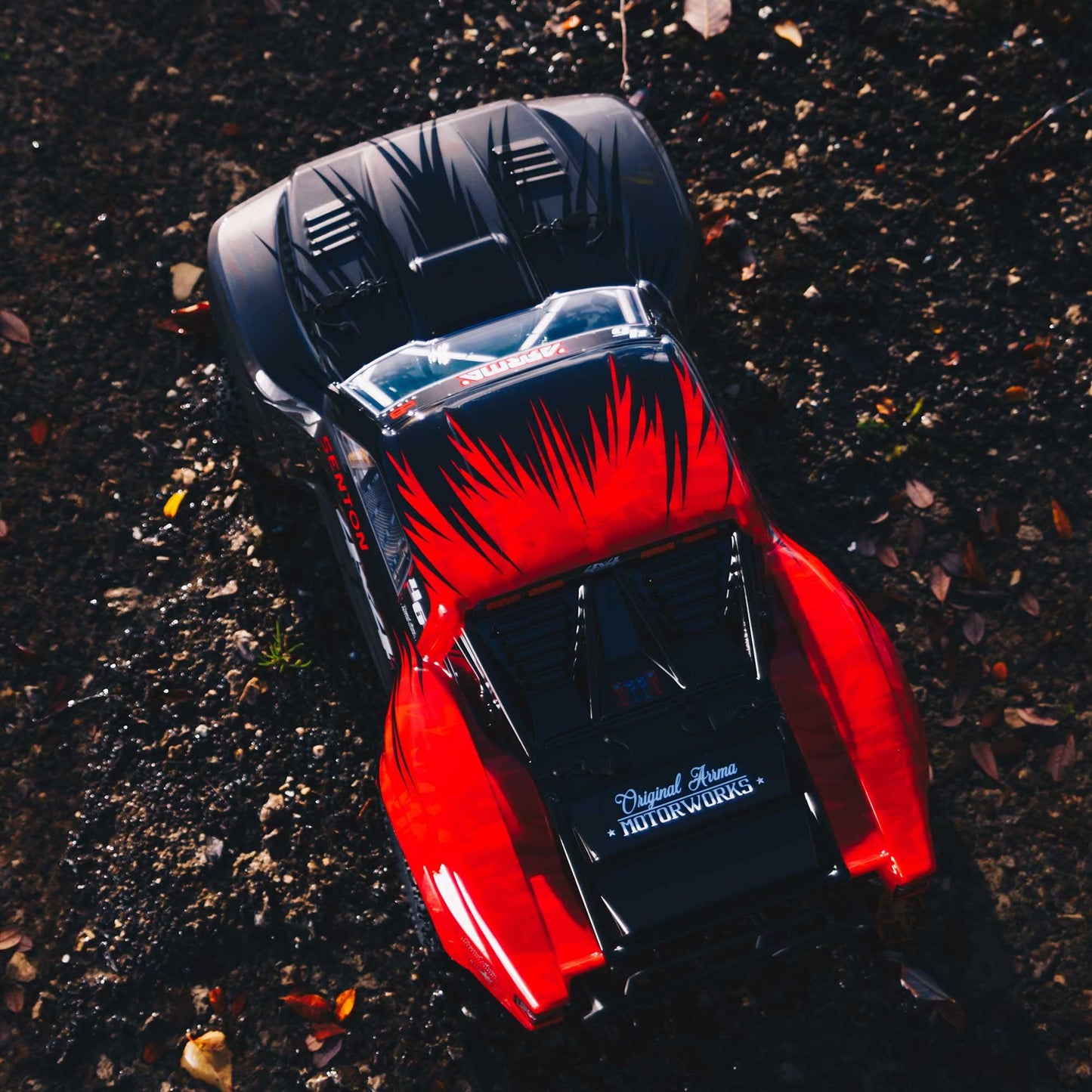 ARRMA 1/10 SENTON 4X4 V3 MEGA 550 Brushed Short Course RC Truck RTR (Transmitter, Receiver, NiMH Battery and Charger Included),