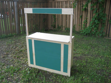 Beka Wooden Market/Lemonade Stand - Green Chalkboard, Wood Construction