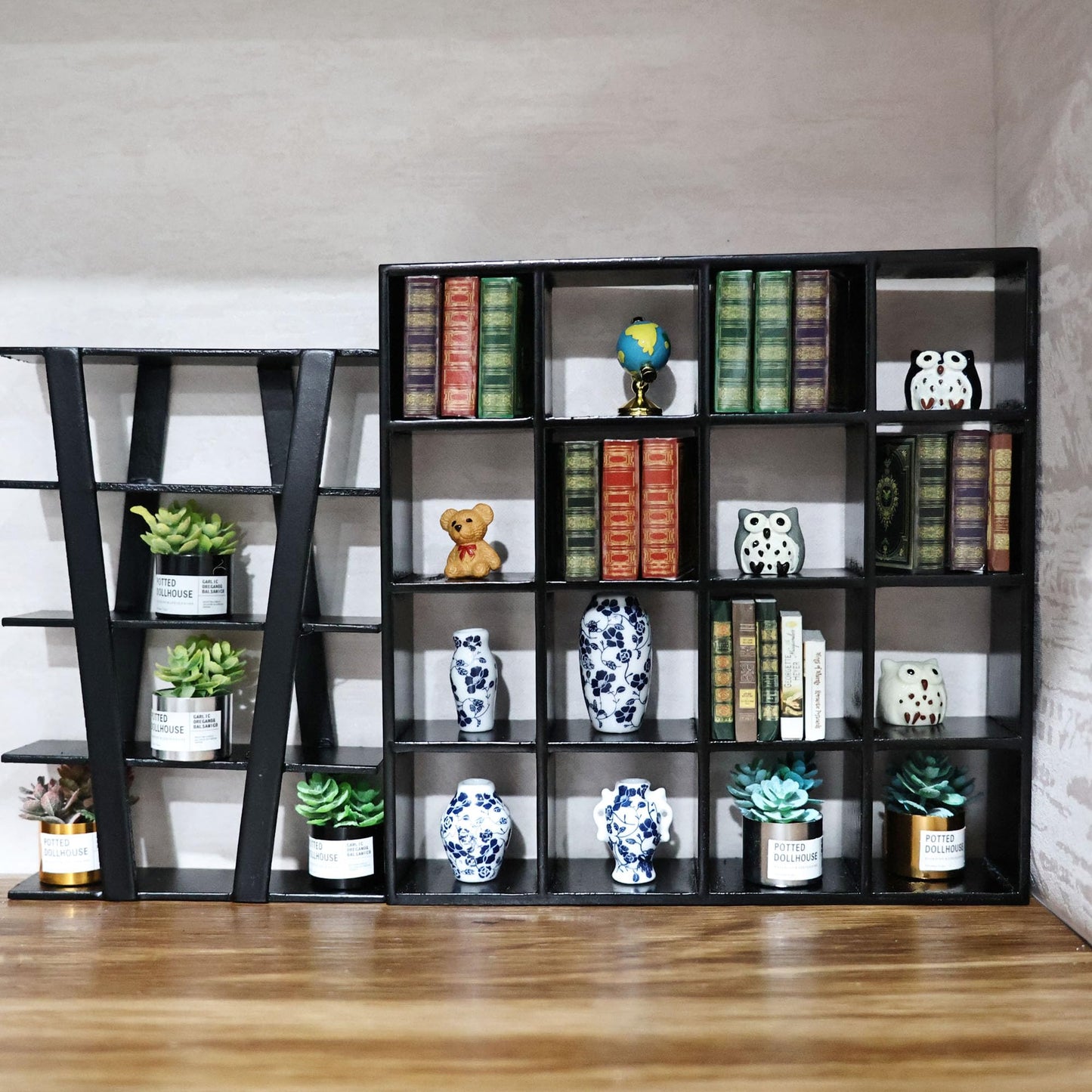 Dollhouse Vase 7 Pcs Set Miniature 1/12 Scale Blue Flower White Porcelain Vases Set  Dollhouse Decoration Accessories