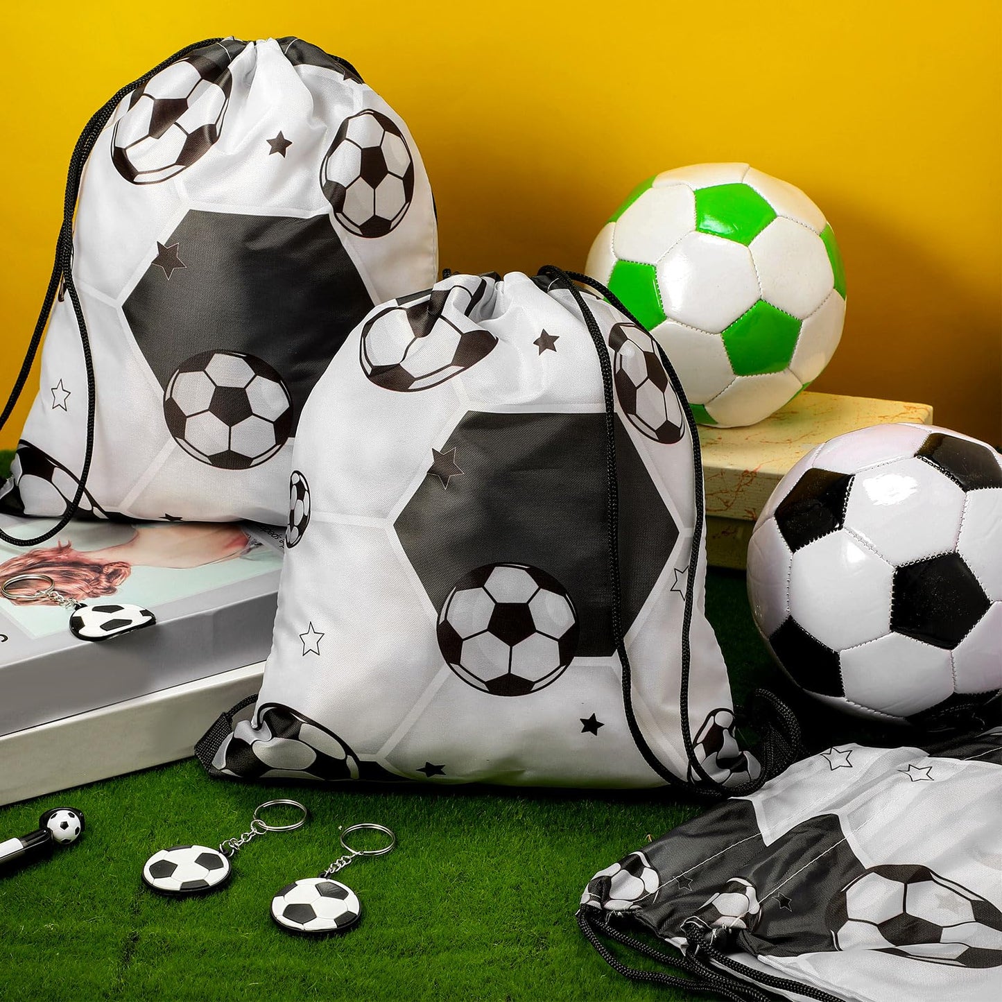 Coume 20 Pack Soccer Drawstring Bags 12 x 10 Inch Portable Sports Backpack Soccer Party Favors for Girls Boys Birthday Goodie Ba