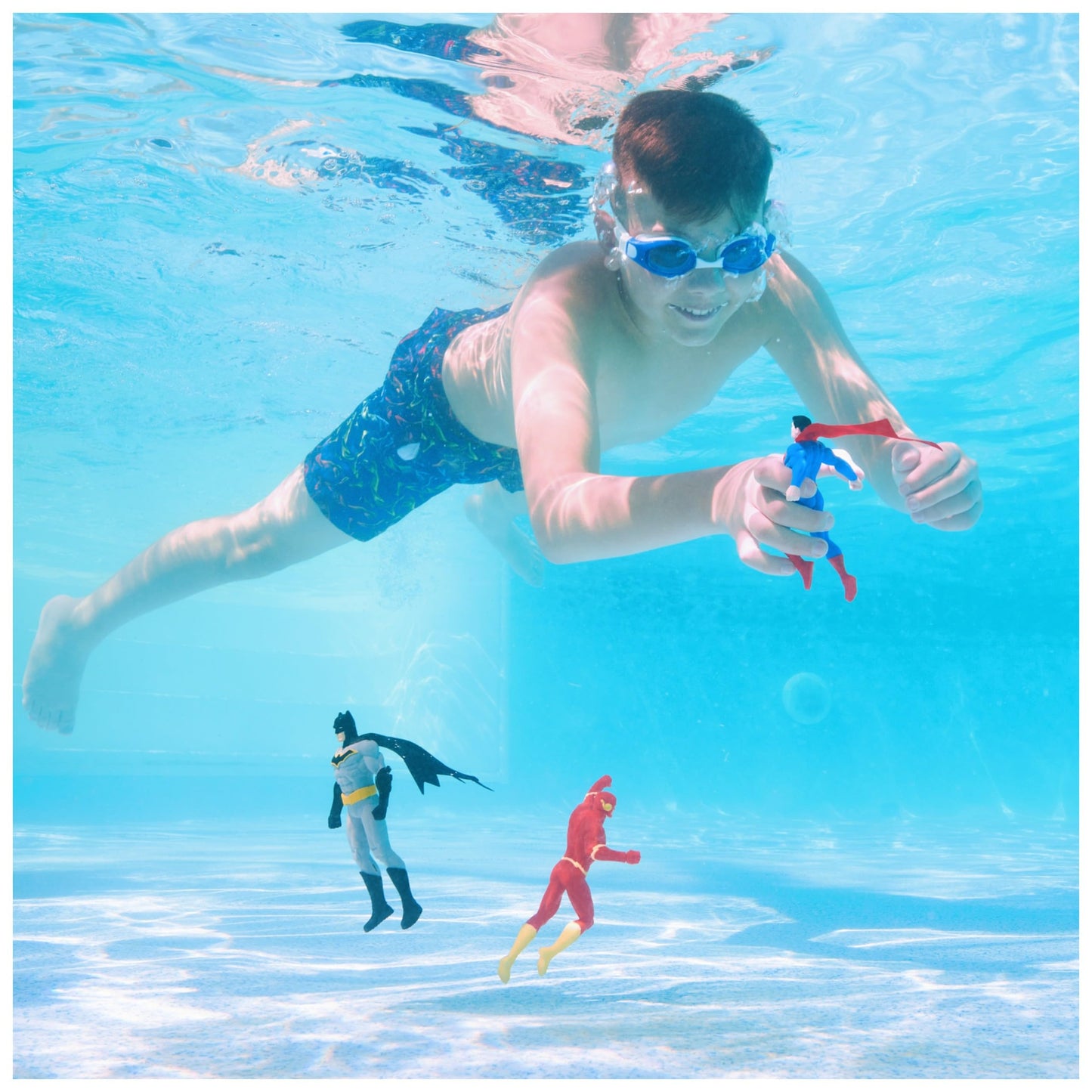 Swimways Dc Dive Characters 3-Pack, Swimming Pool Accessories & Kids Pool Toys, Dc Party Supplies & Water Toys For Kids Aged 5 &
