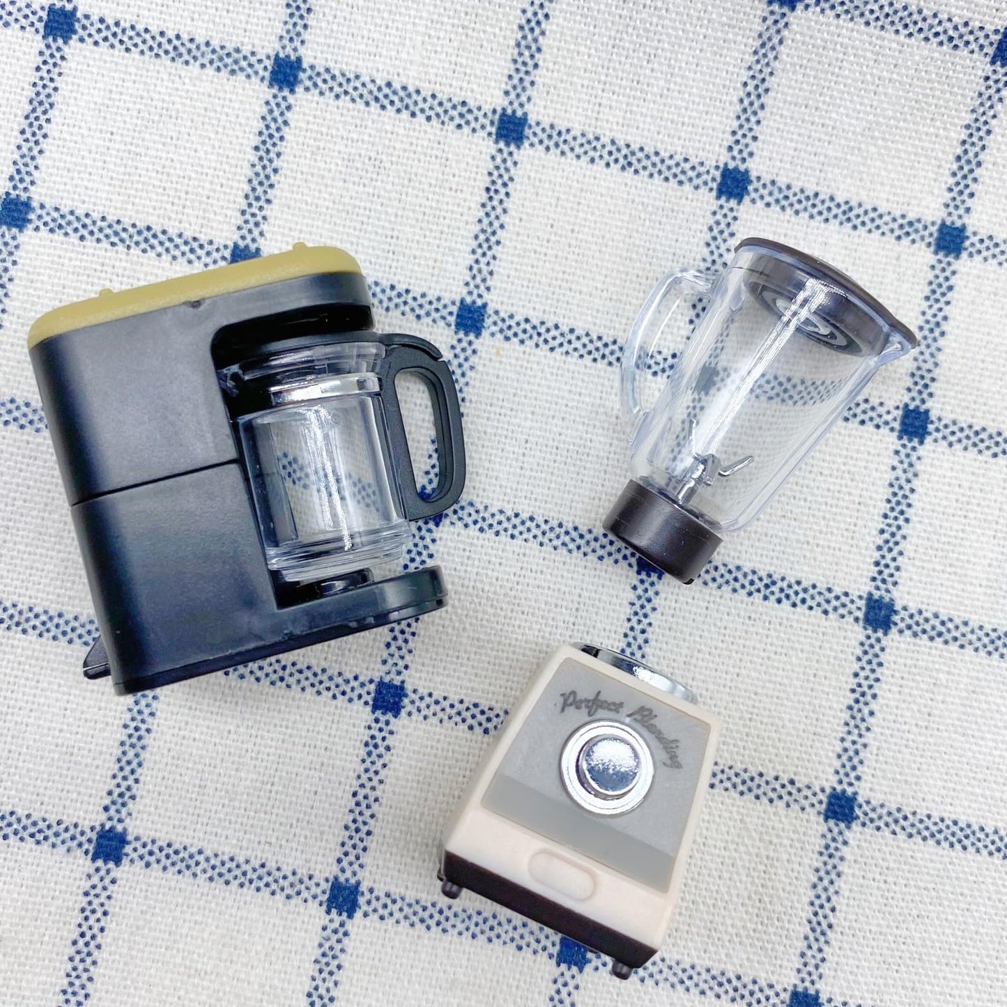Luozzy Mini Blender Toy & Coffee Machine Model 1: 12 Miniature Dollhouse Kitchen Accessories Coffee Pot Blender Toy For Kids Pre
