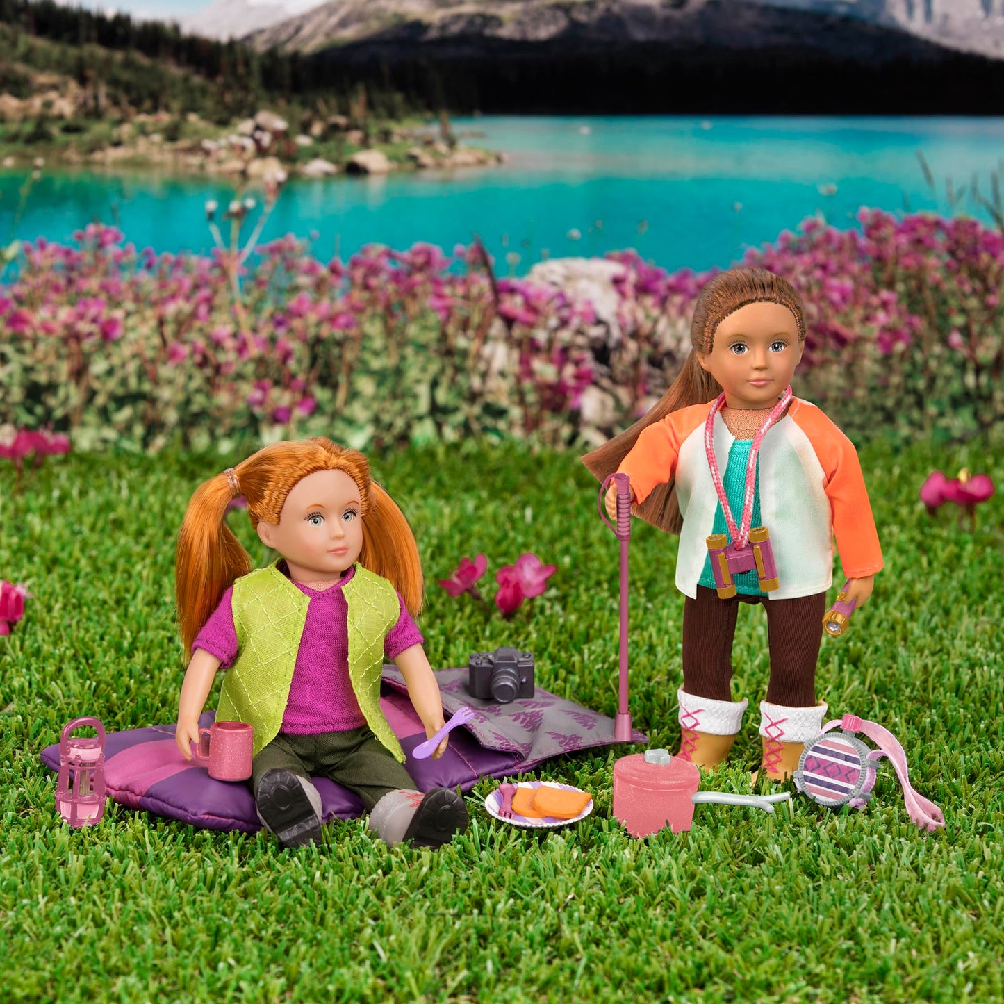 Lori – Hiking Set For Mini Dolls – Outdoor Accessories For 6-Inch Dolls – Sleeping Bag, Map, Play Food – Playset For Kids – 3 Years + – Hiking Accessories Set
