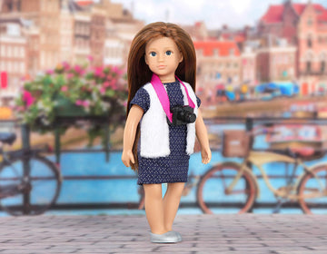 Lori – Mini Doll – 6-Inch Travel Doll – Clothes, Shoes & Camera – Doll & Accessories – 3 Years + – Rosalie