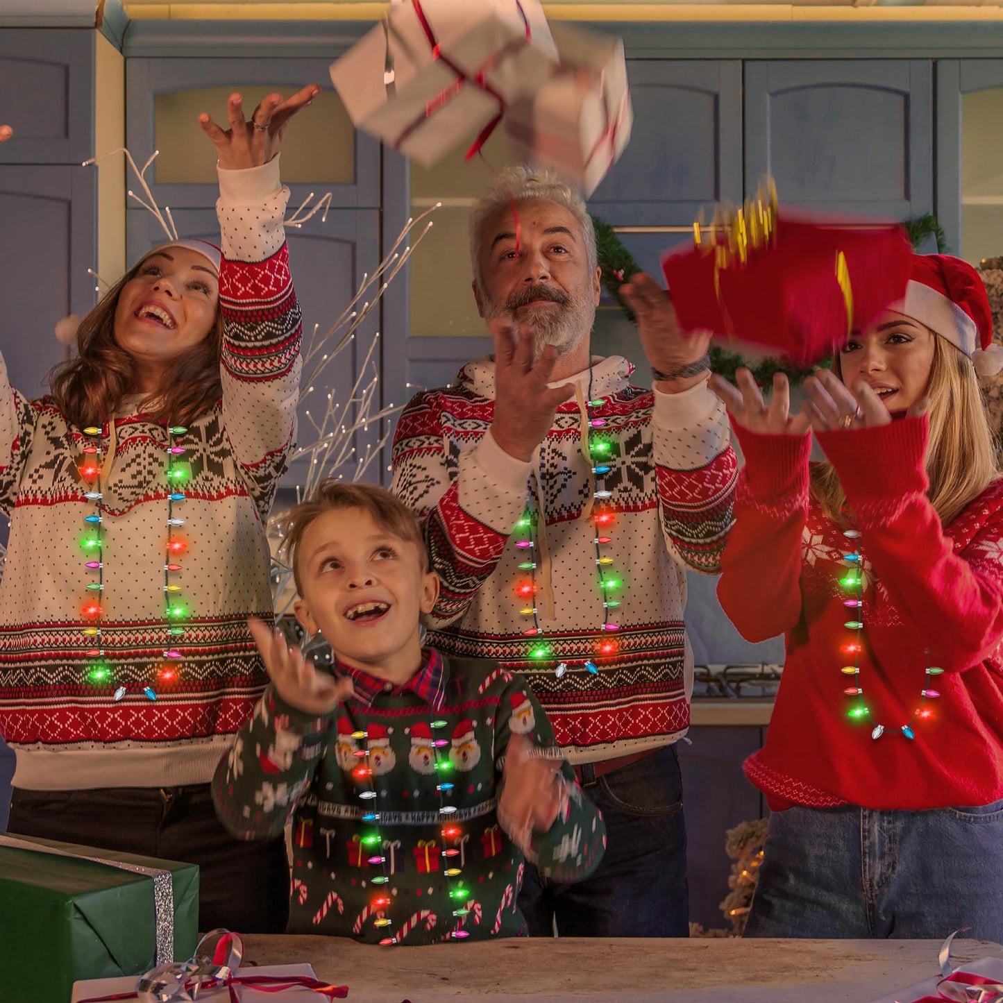 Christmas Necklace Accessories, 8Pcs Light Up Christmas Necklaces, Glow Christmas Bulb Necklaces Boys Girls, 3 Modes Colorful Li