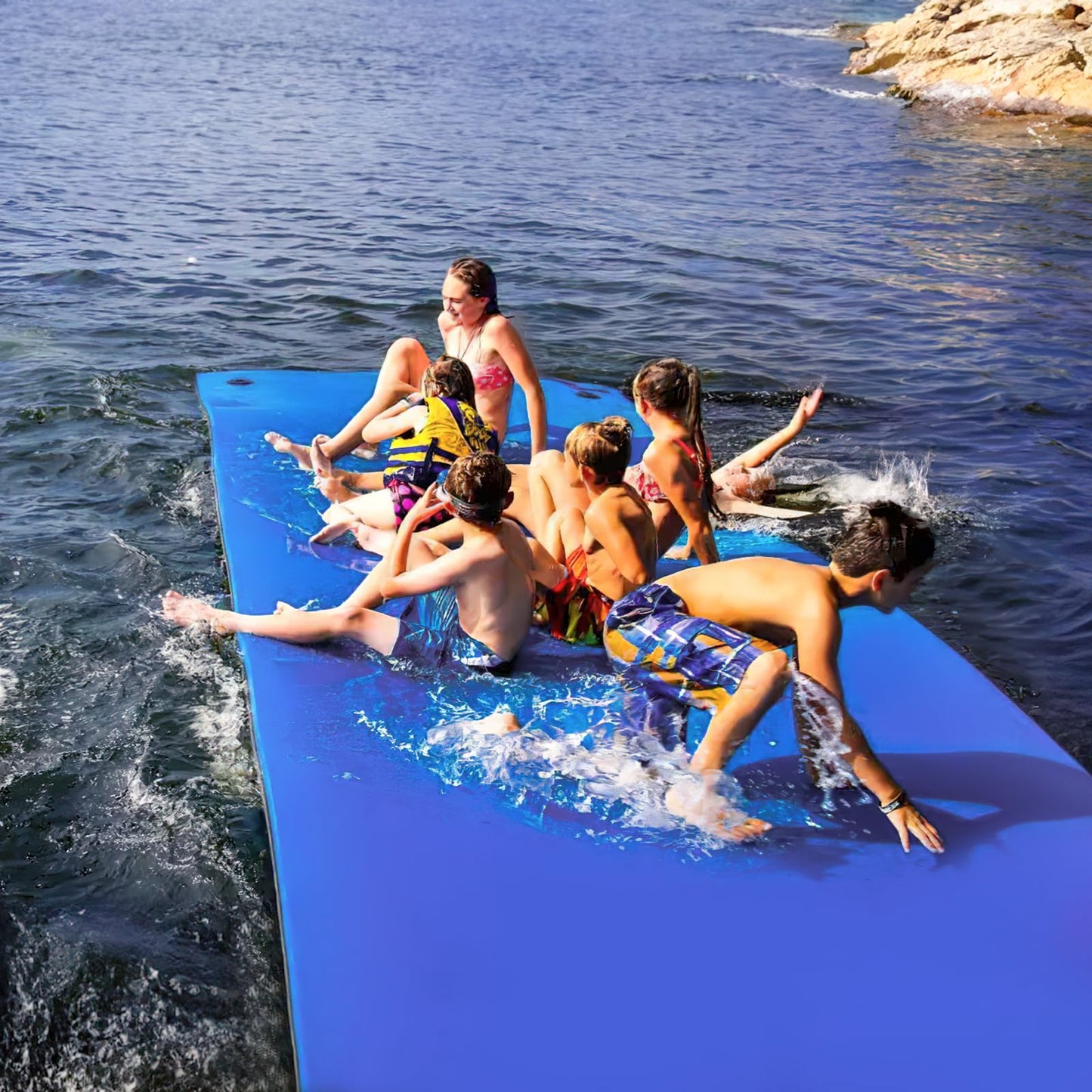 MADOG Outdoor Floating Water Mat - 12 x 6 Ft, Blue, Tear Resistant XPE Foam, Ideal for Beach, Lake, Pool, and Relaxation