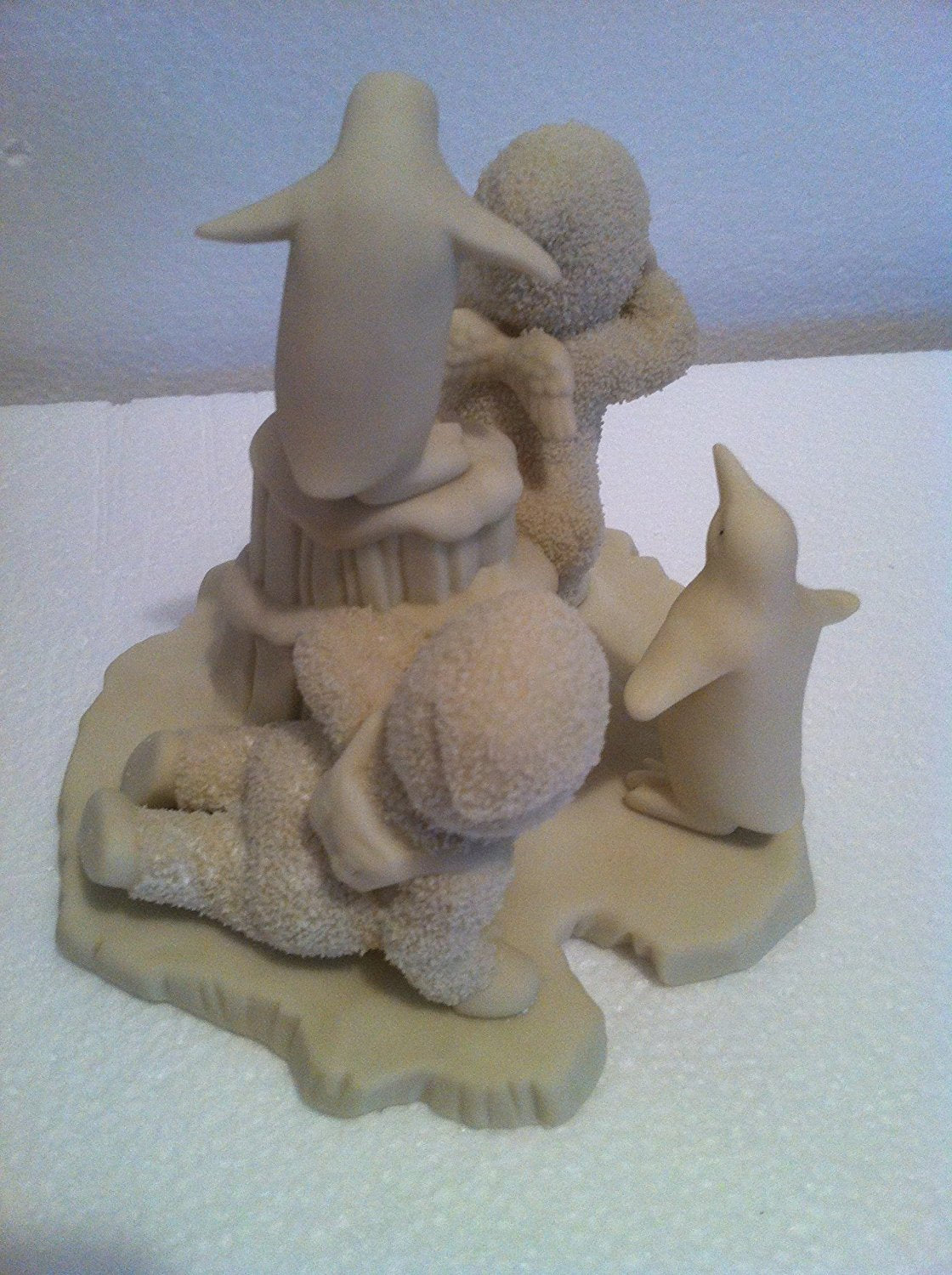 Snowbabies Figurine "You Can't Find Me" - Retired 1996, Rare Collectible, White, Model 68187