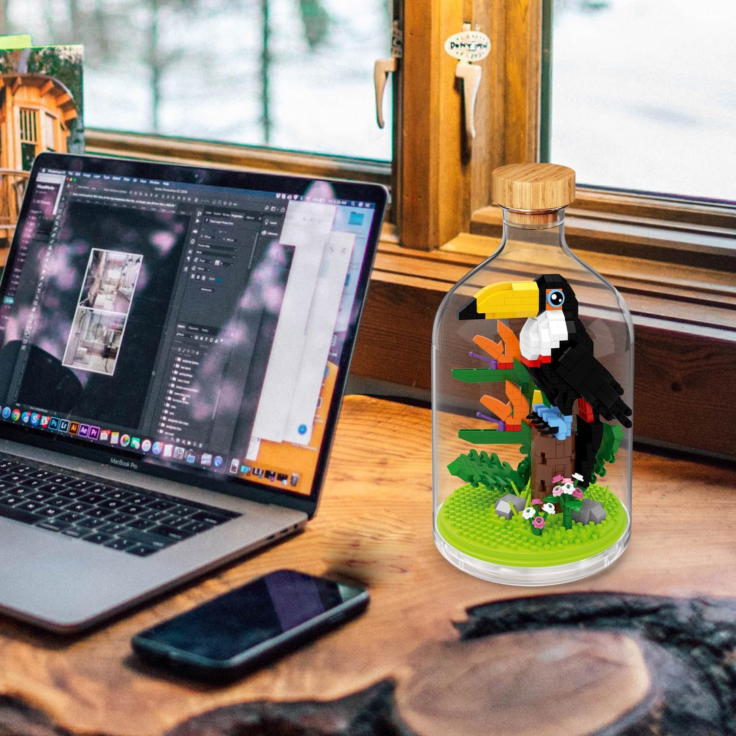 OLTLYUNH Creative Toucan Toy Building Set mature-themed Mini Animal Friend Set Party Favors Gift for Kid Animal Lover Office Home Decor Birds Building Block Kit New Year Easter Birthday Gift for Boys Girls