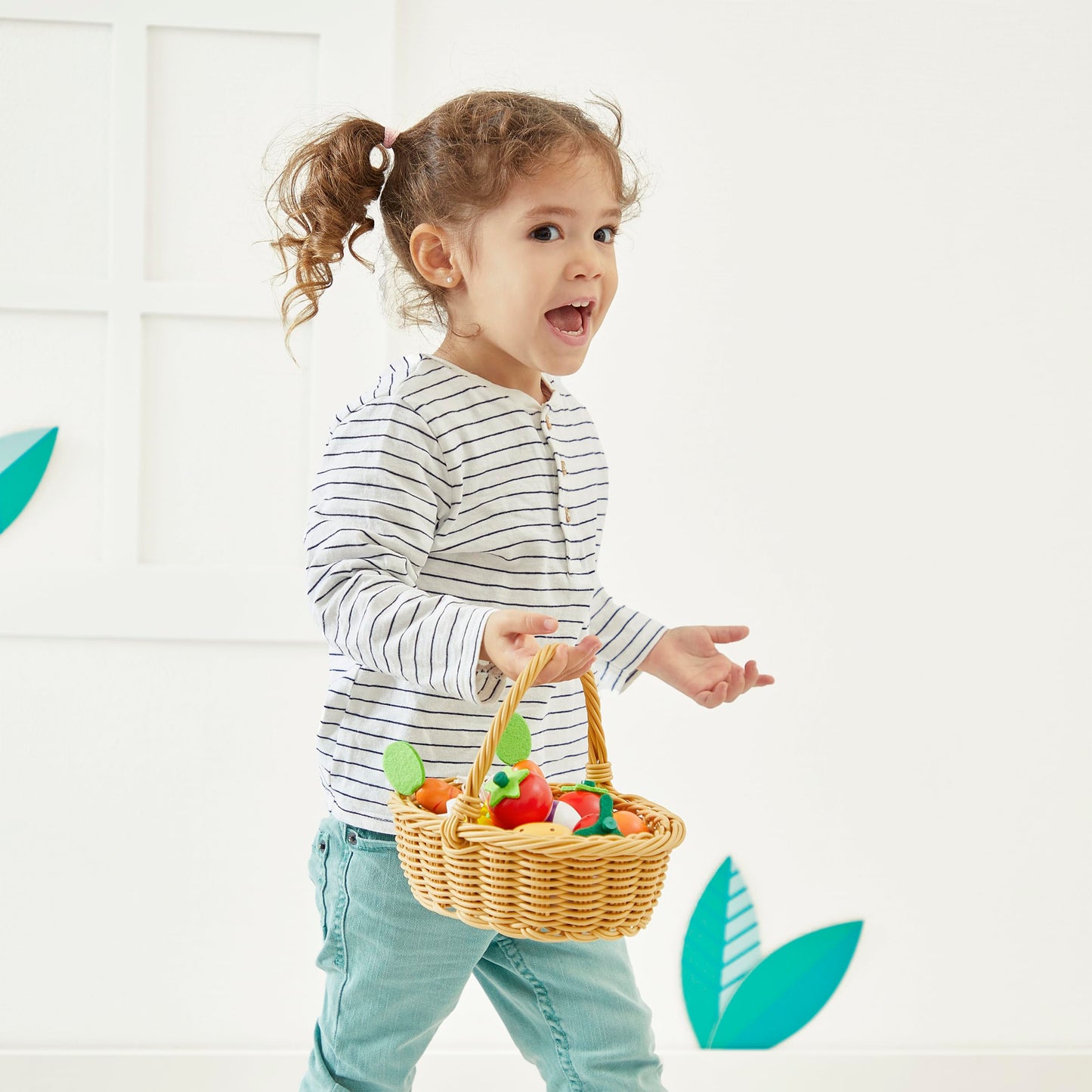 Janod Wooden Play Food Set - 25 Piece Fruit and Vegetable Basket - Ages 3+ - Model J05620 - Multiple Colors - Cherry Wood & Plastic