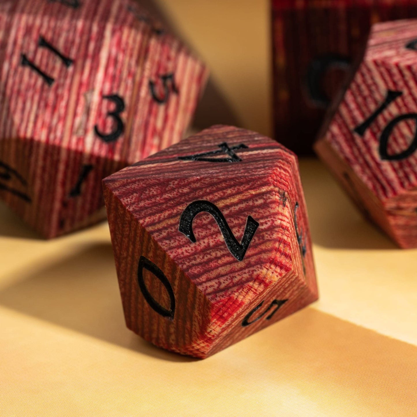 Hddais Wood Dnd Dice, 7Pcs Polyhedral Dice Set With Iron Box, Rpg D&D Dice Set For Dungeons And Dragons Role Playing Games(Red W