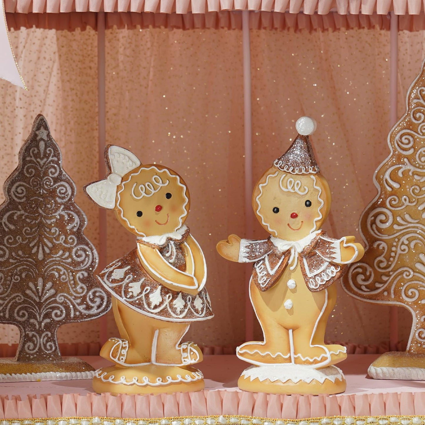 Gingerbread Decor Christmas Table Decorations - 2Pc Resin Xmas Gingerbread Boy and Girl Christmas Decorations Indoor Room Decor