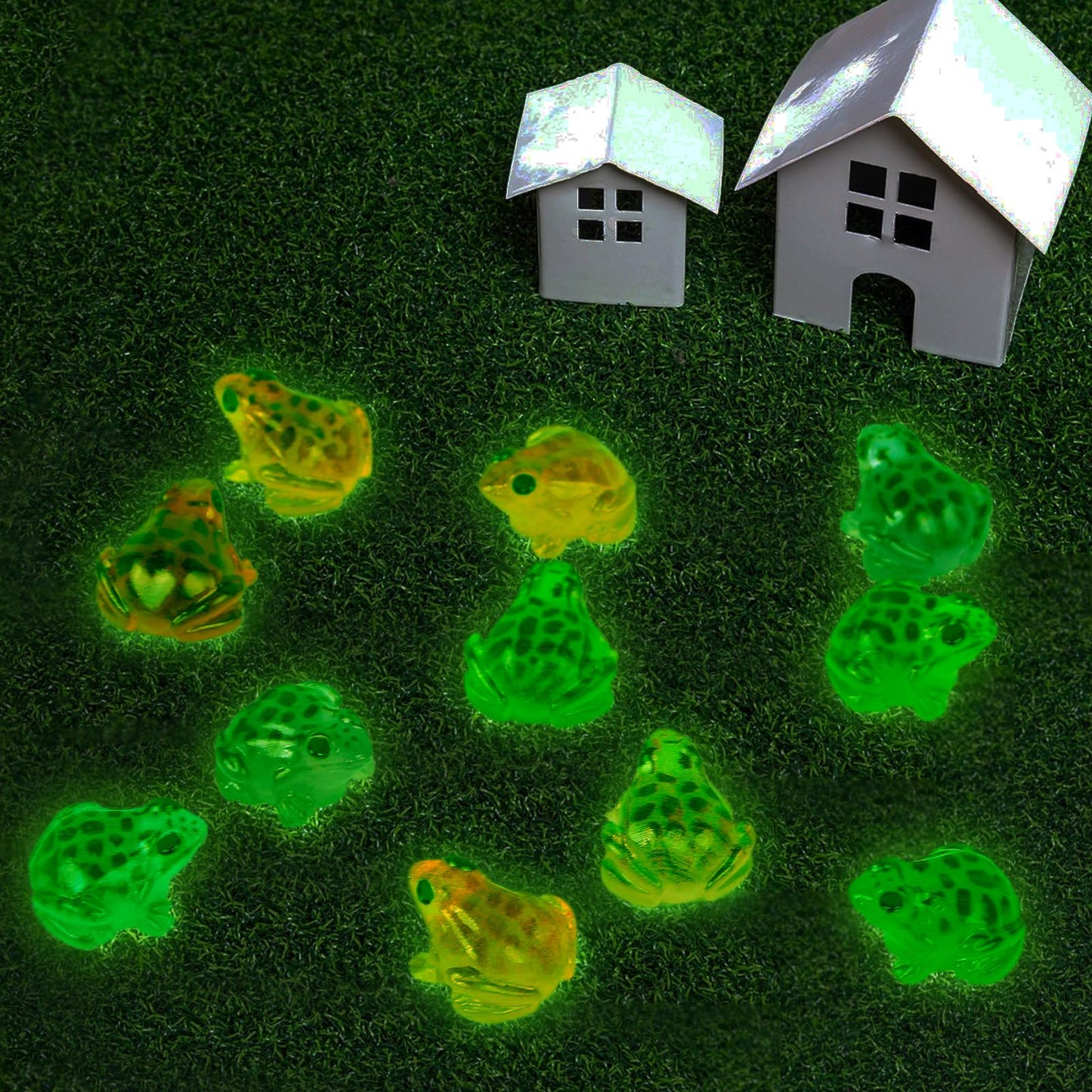 40 Pieces Resin Mini Frogs Luminous Mini Animals Tiny Animals for Crafts Dollhouse Fairy Garden Micro Moss Landscape Aquarium Po
