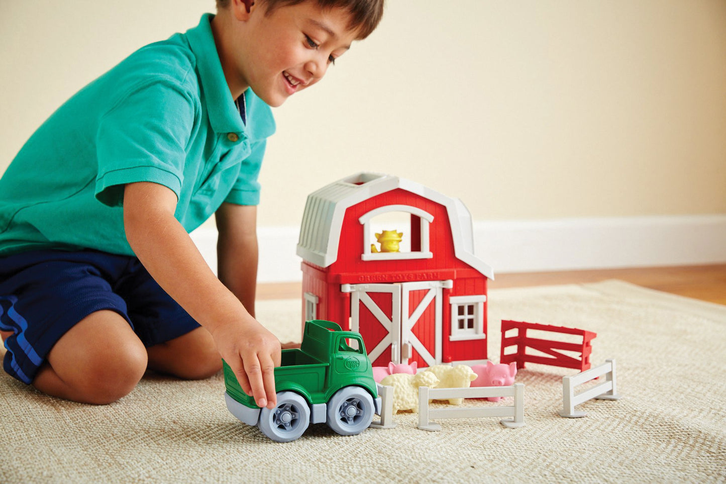 Green Toys Farm Playset - 13 Piece Kids Role Play Toy, Dishwasher Safe, Recycled Plastic, Red, Model PFRM-1158