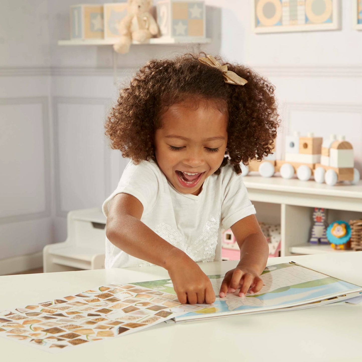 Melissa & Doug Mosaic Sticker Pad Nature (12 Color Scenes to Complete with 850+ Stickers)