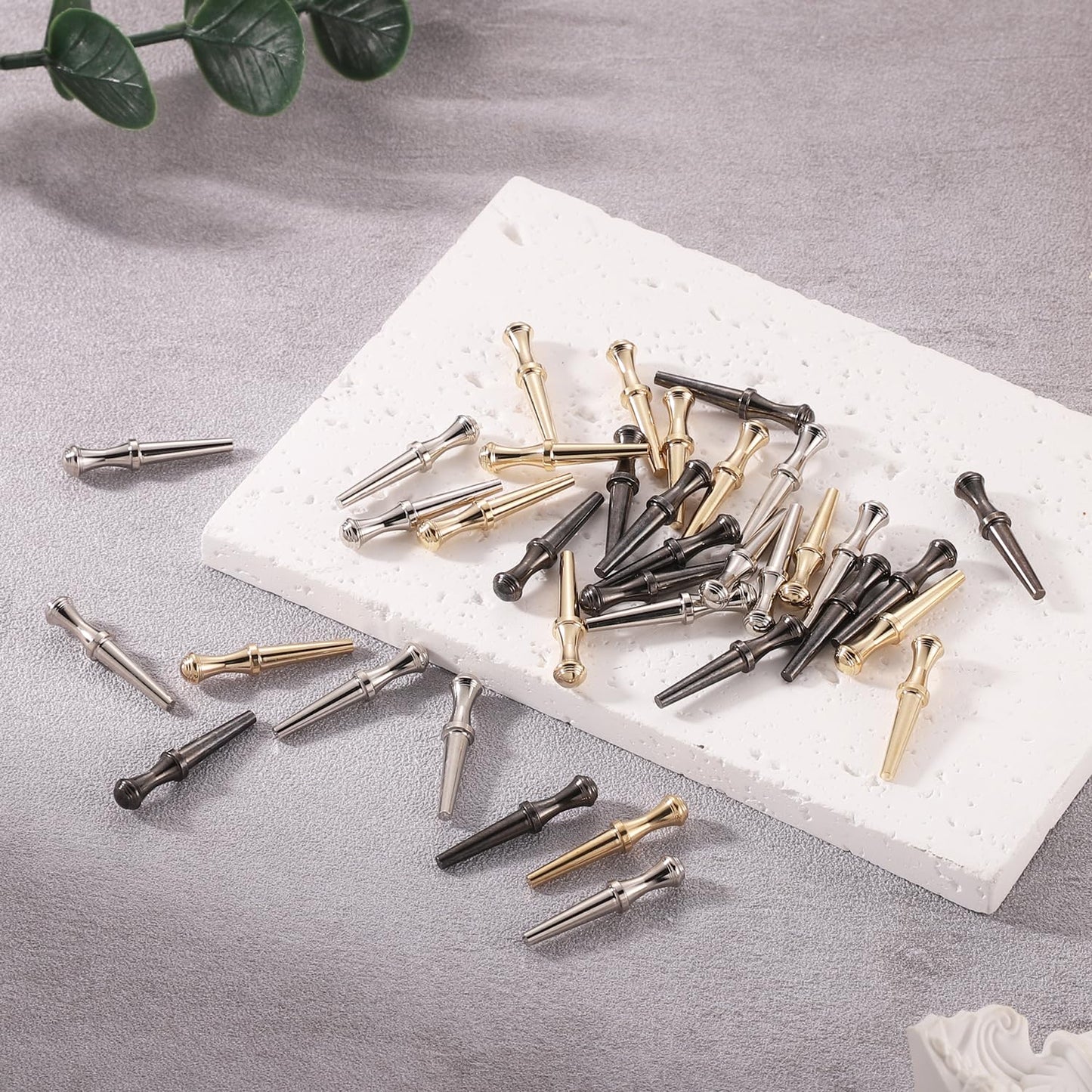 48pcs Cribbage Pegs  Versatile Unique Metal Brass Cribbage Pegs Tapered Design Beautiful Fit 1/8 Hole Peg Board Game Cribbage Board Pins Portable Cribbage Accessories for Family and Friends(3 Colors)