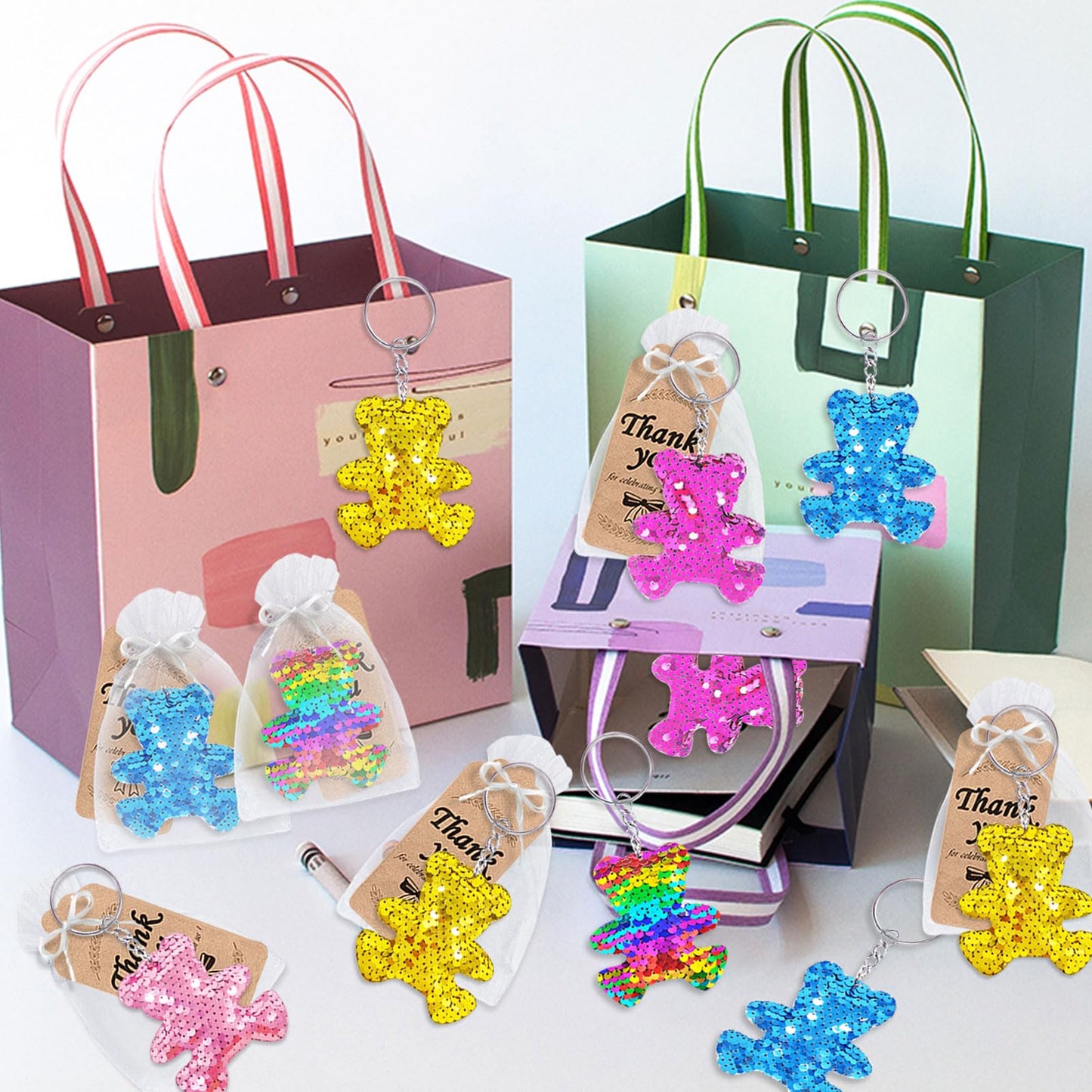 CiciBear 25 Pack Bear Sequin Keychains for Jungle Themed Party Favors, Bear Animal lover, Adults Birthday Gift, Party, 5 Colors