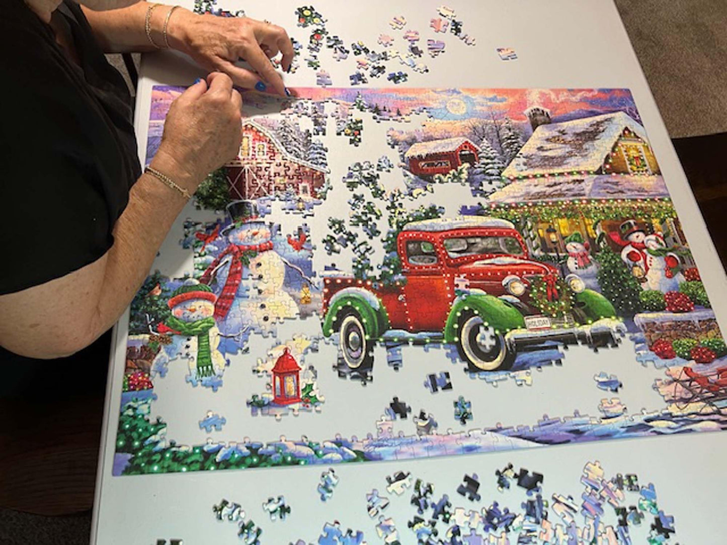 Crown Point Graphics Christmas At The Farm 1000 Piece Jigsaw Puzzle, Soft Touch Design, Made In Usa