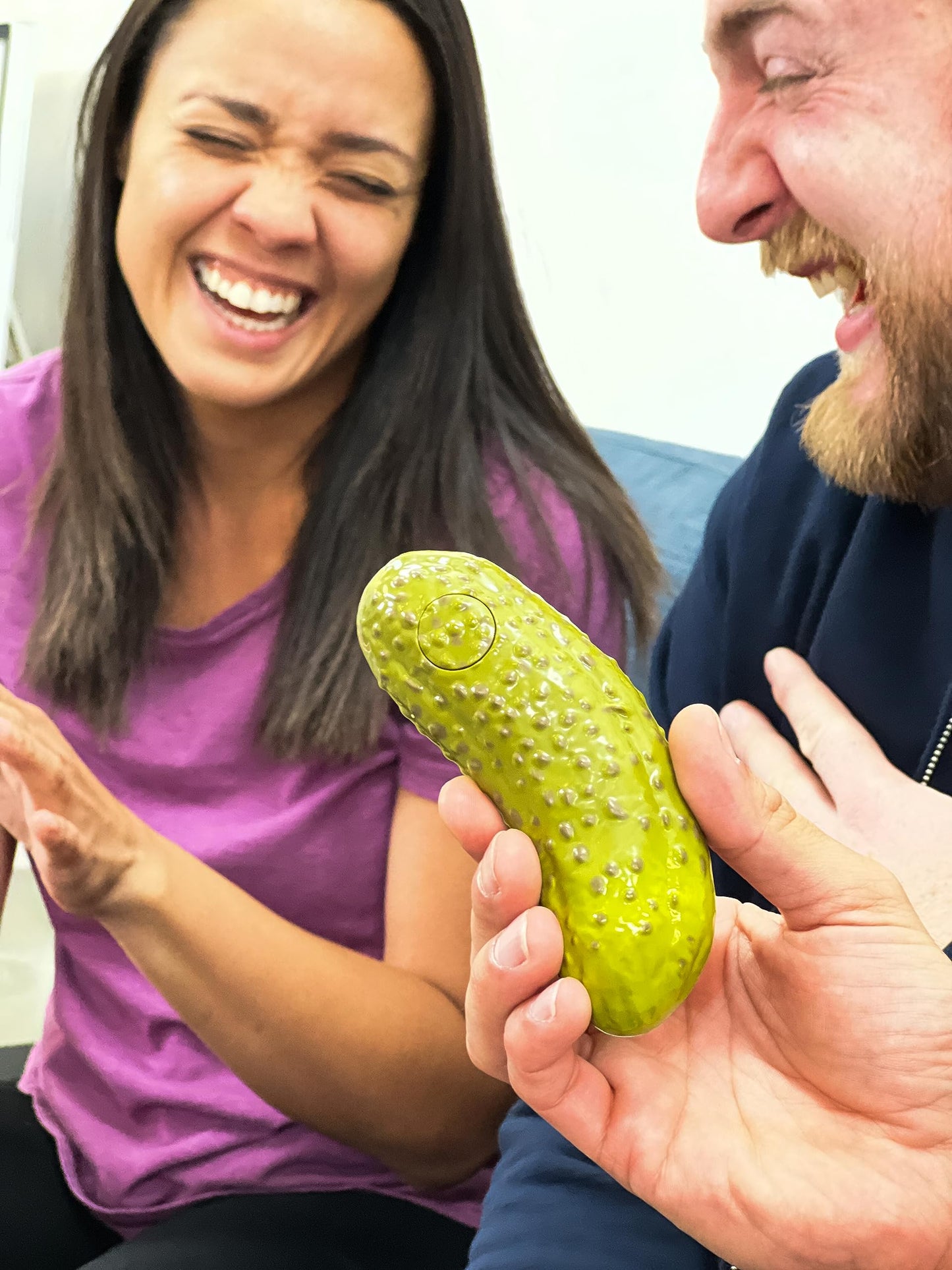 Dr Dingus Yodeling Pickle (1 Pickle) Sings Dill-Lightful Musical Yodel Song - Hilarous Laughs - Best Singing Novelty Gag Gift For Friends Family Coworkers Office Students Classroom
