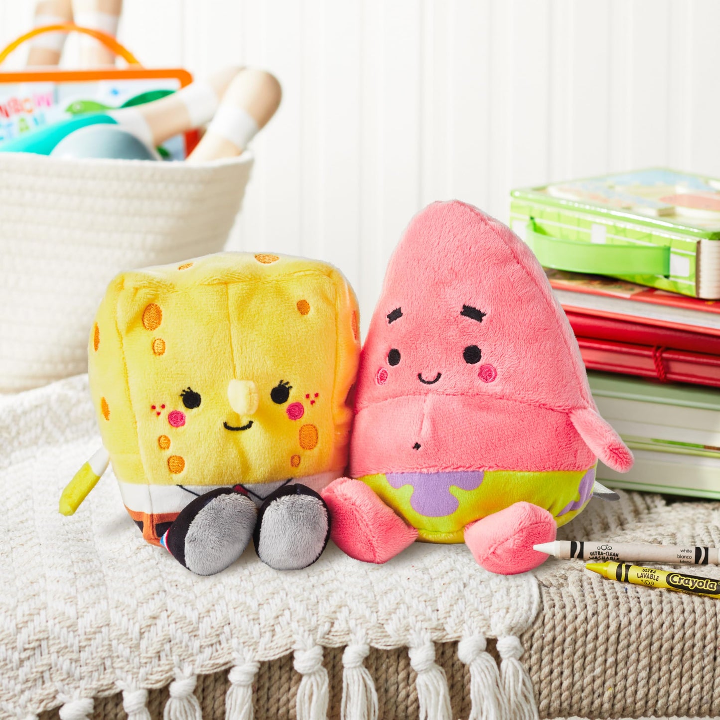 Hallmark Better Together Nickelodeon Magnetic Plush (Spongebob And Patrick) 5.75'' Stuffed Toys, Easter Gifts For Kids