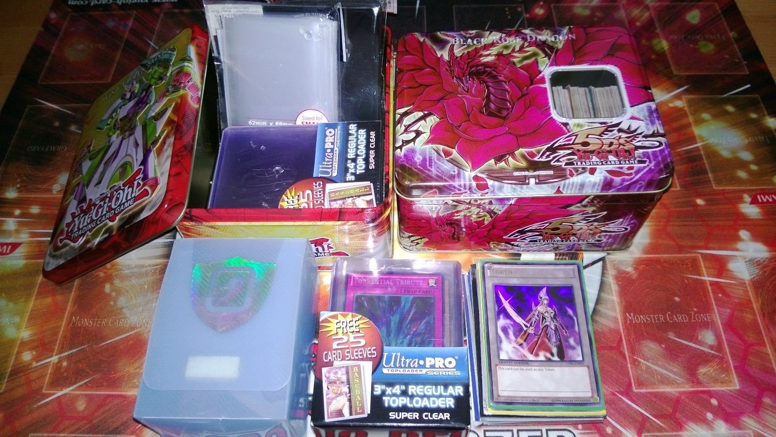 Lot Of 100 Mint Yugioh! Super Mega Cards Plus 4 Rares Plus Holo Super/Ultra Rare Inserted!