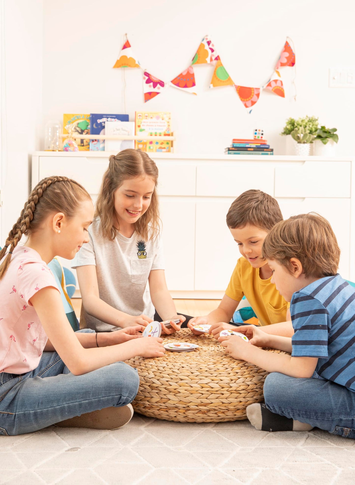 Asmodee Spot It! 1,2,3 - Educational Card Game for Preschoolers, Learning Numbers and Shapes, Fun Matching Game for Kids, Ages 3