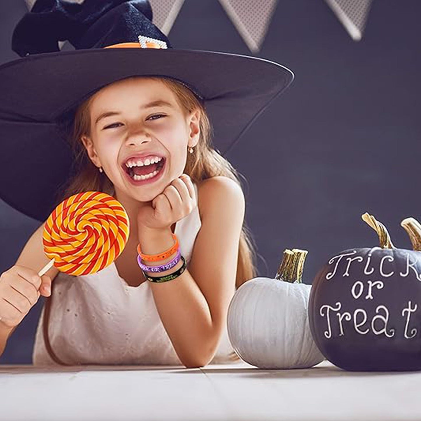 Lesnala 48 Pcs Halloween Silicone Wristband 4 Classic Styles for Kid Holiday Gifts Party Favor and Goodie Bag Fillers Supply