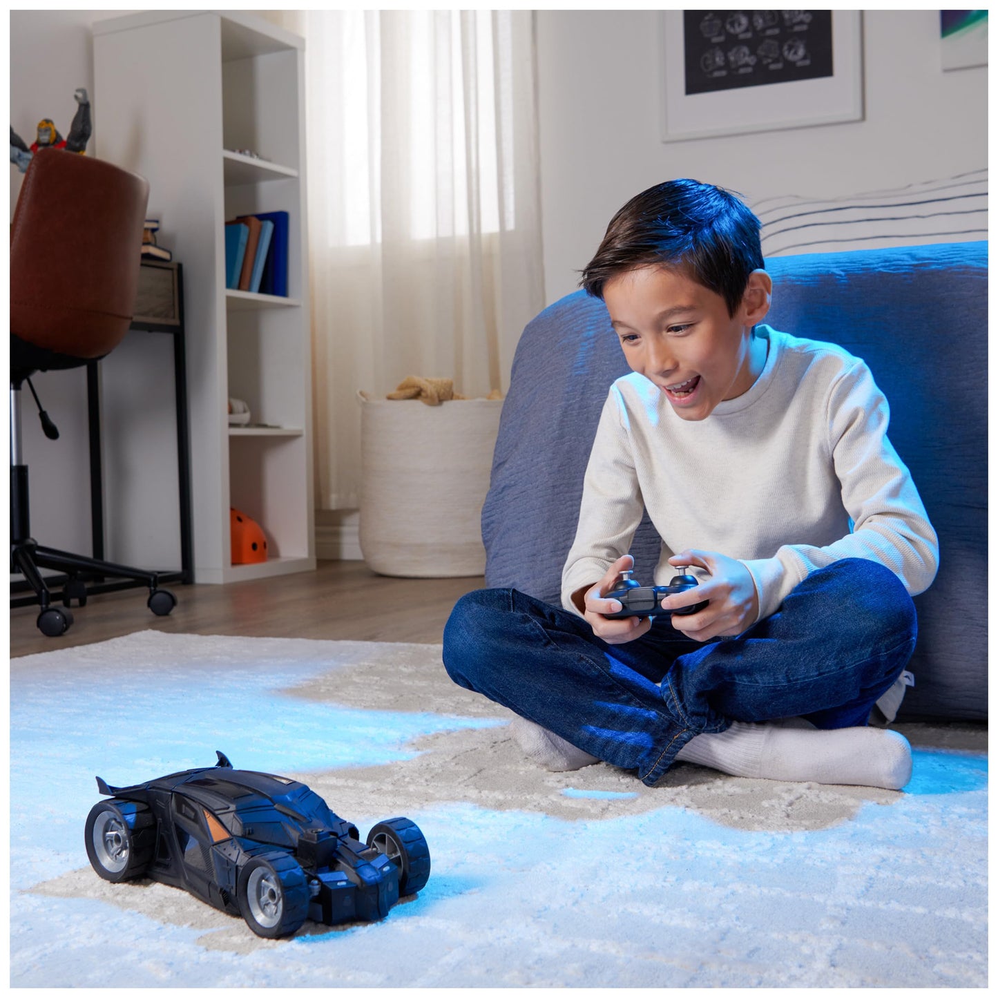 DC Comics, Batman Batmobile Remote Control Car, Easy to Drive, Compatible with Batman Figures, Kids Toys for Boys and Girls Ages