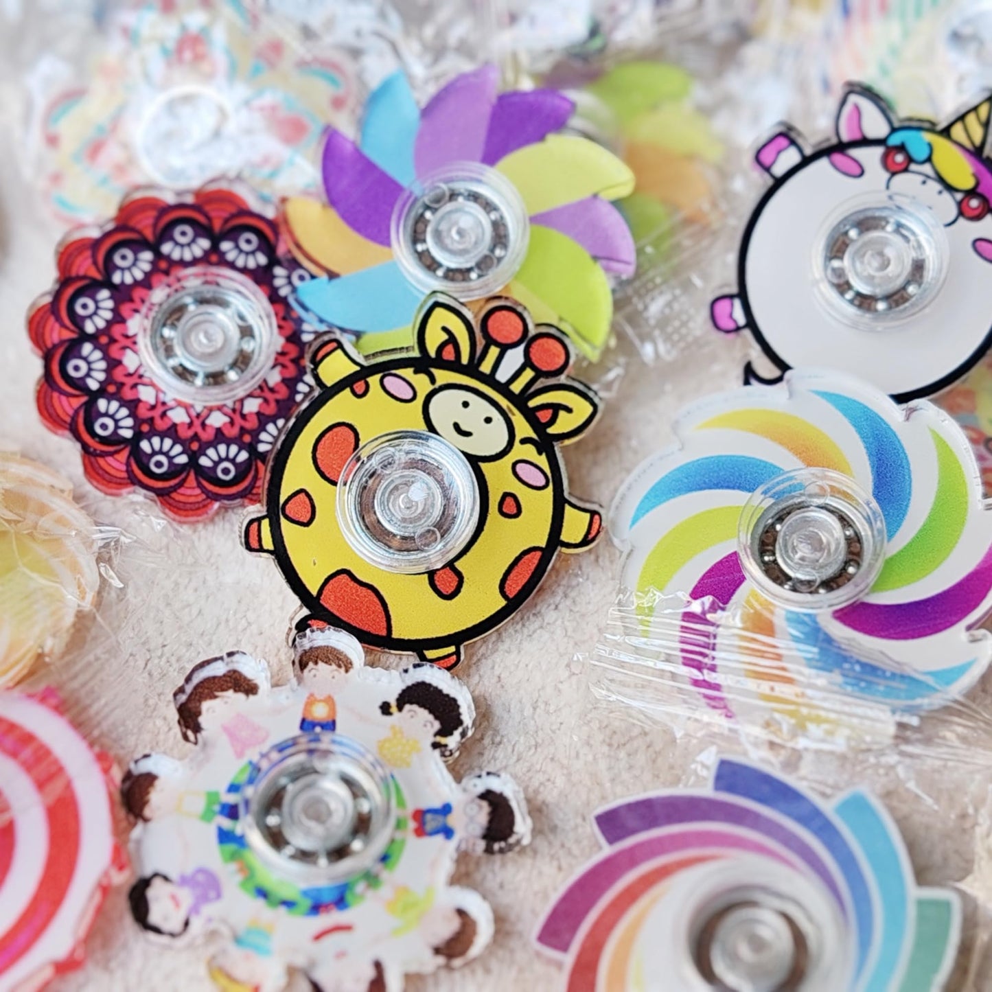 Mini Fidget Spinners Bulk Toys for Kids 3 4 5 6 7 8 9 Party Favors Halloween/Christmas Goodie Bags Stuffers Birthday Return Gifts Classroom Rewards Prize Treasure Box (48)