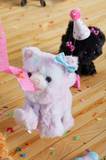American Girl Truly Me Doll with Purrpley Pink Kittycat - 18-Inch, Plastic, For Ages 6+