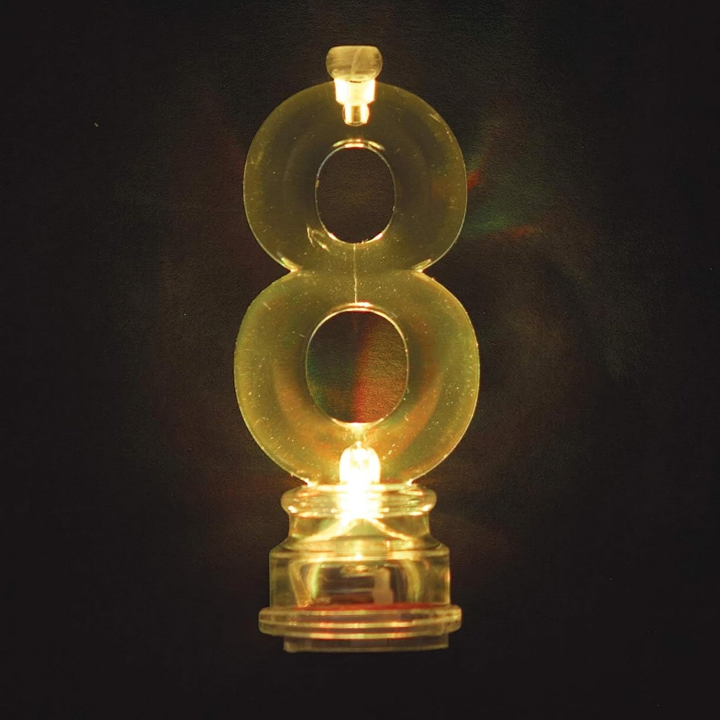 Unique Number 8 Flashing Holder & Candles, 3, Multicolor