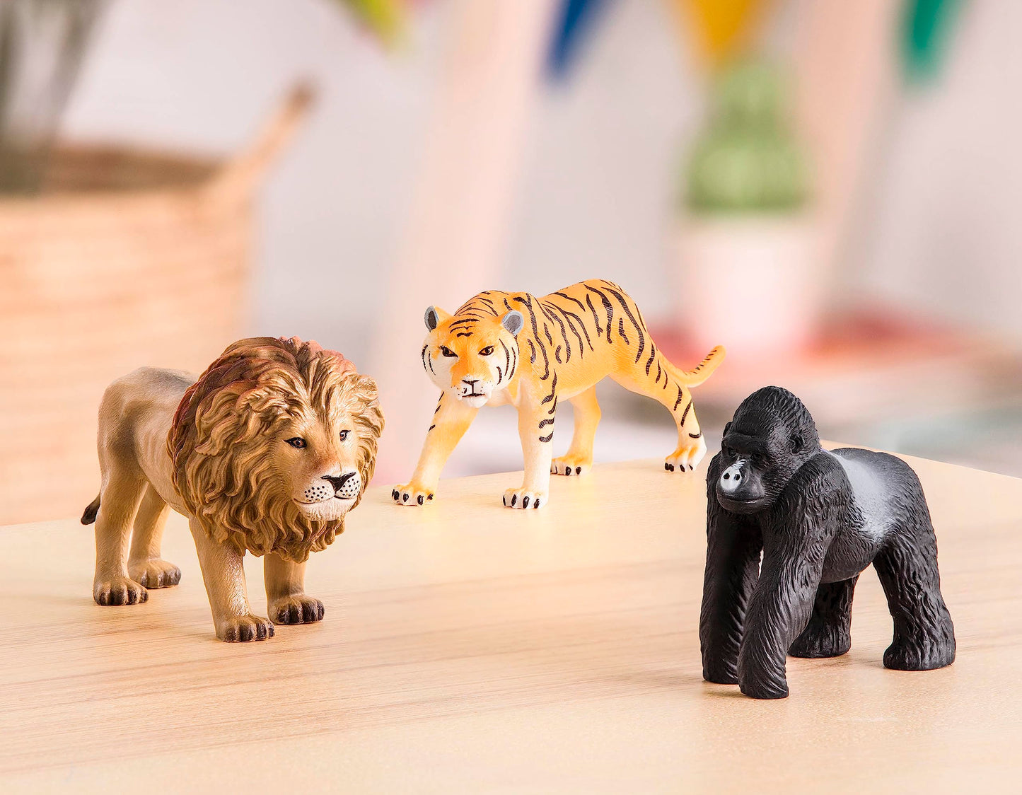 Terra By Battat – Realistic Animal Figurines – Plastic Jungle Animals (5'Lion, 4'Tiger & 3'Gorilla) – Collectible Animal Toys For Kids And Toddlers 3+