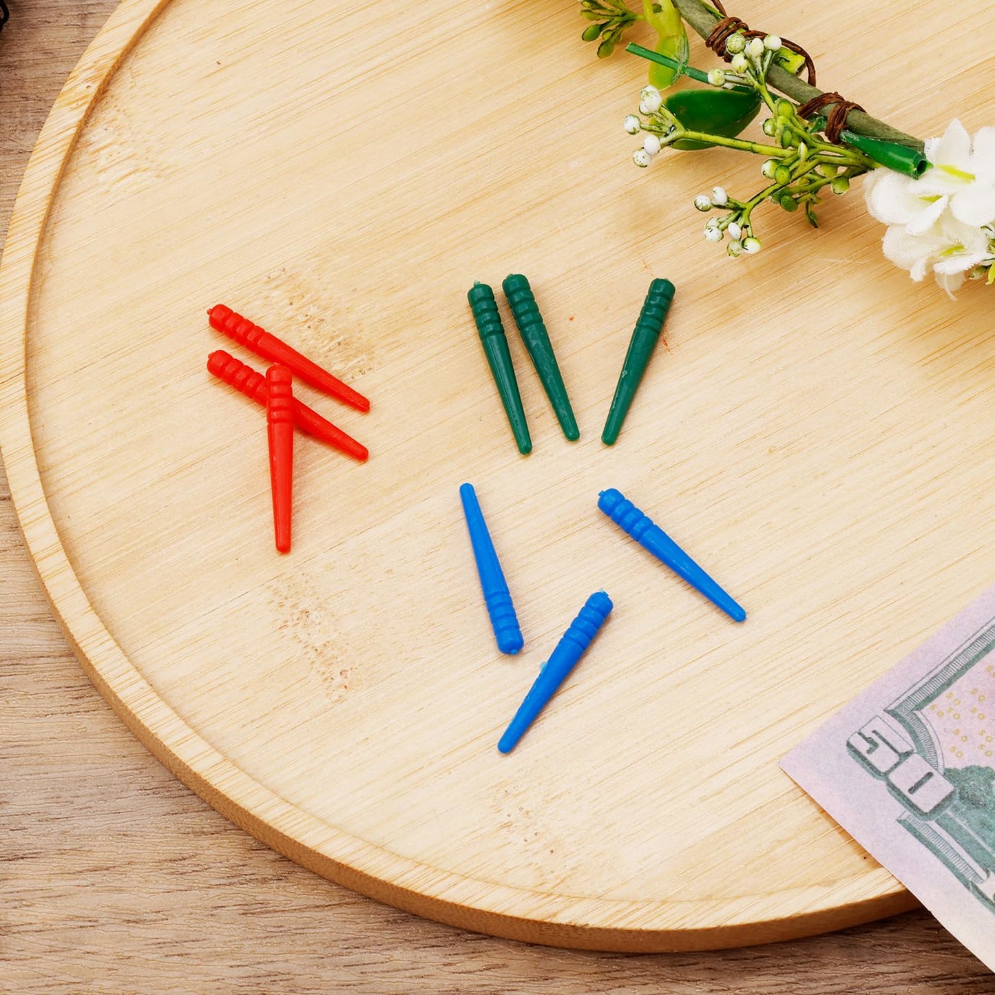 9Pcs Cribbage Board Pegs, Plastic Cribbage Pegs Fit 1/8 Holes Peg Board Game Traditional Crib Board Pins Cribbage Board Game Accessories (Red, Blue, Red)