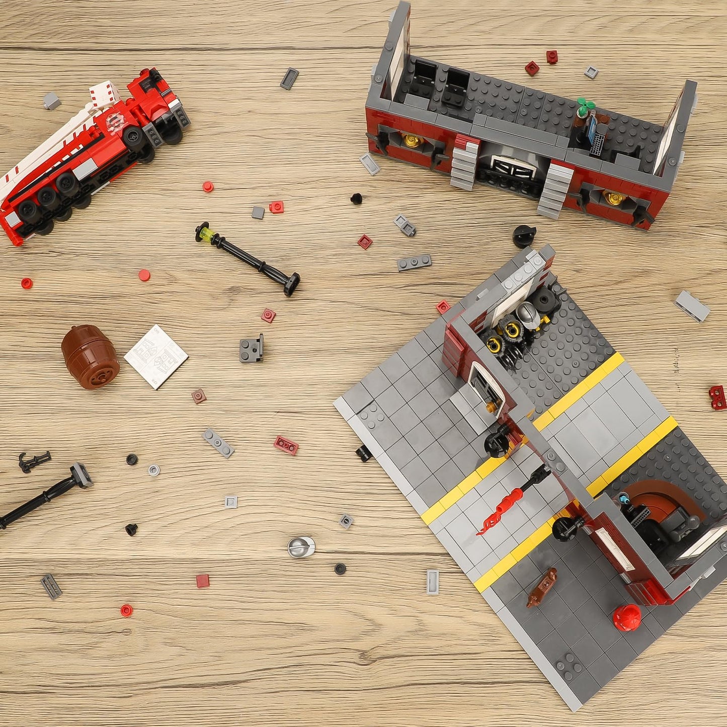 HSANHE City Fire Rescue Building Set, 1823 PCS, Small, Red, Compatible with Lego