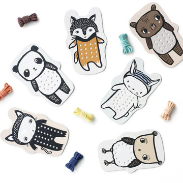Wee Gallery Baby Animals Lacing Cards For Toddlers, Sewing Board Toy, Preschool Toys, Montessori Learning Activity For Kids, Learn Motor Skills, Colors, Travel Game, With Soy Inks (Ages 3 4 5 Years +)