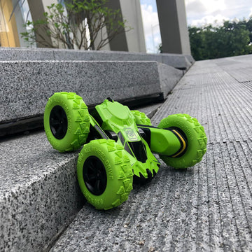 Threeking Double-Sided Driving Rc Stunt Car Toys Remote Control Cars 360-degree Flips Rotating Gifts Presents for Kids Boys/Girl