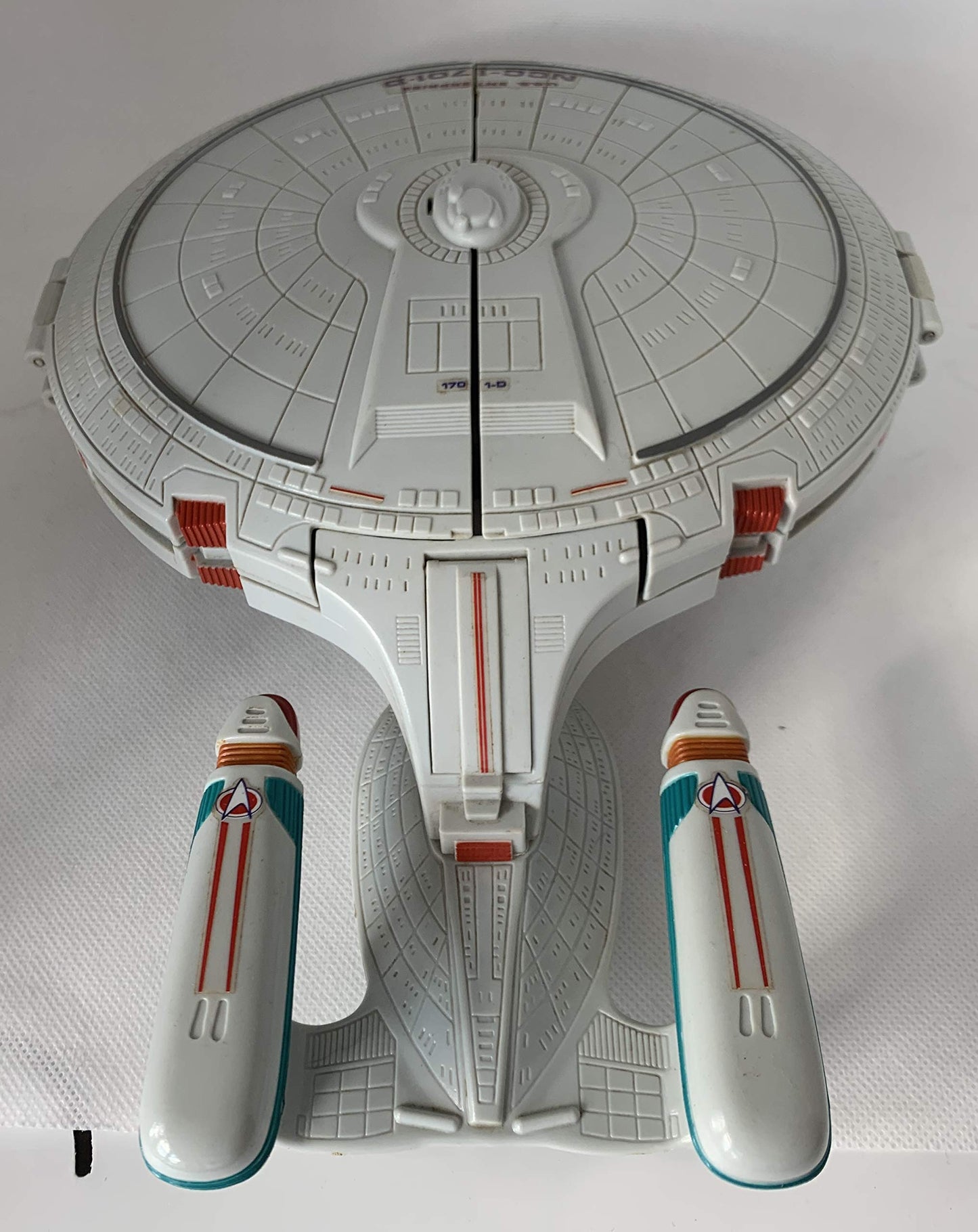 Star Trek The Next Generation Innerspace Playset - U.S.S. Enterprise Ncc-1701-D