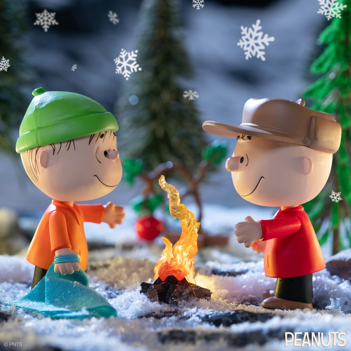 Super7 Peanuts Charlie Brown Holiday Box Set - (2-Pack) 3.75' Peanuts Action Figures With Accessories Classic Tv Show Collectibles And Retro Toys